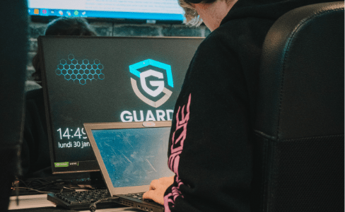 Projet pour déjouer une attaque par des étudiants