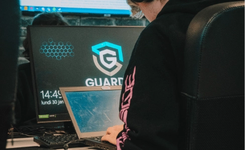 Simuler une attaque et produire un rapport technique complet sur les vulnérabilités identifiées